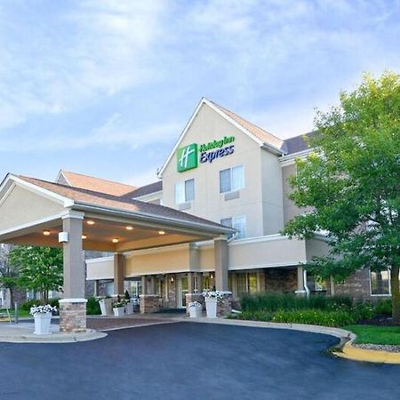 Holiday Inn Express & Suites Chicago-Deerfield Lincolnshire By Ihg Riverwoods Exterior photo