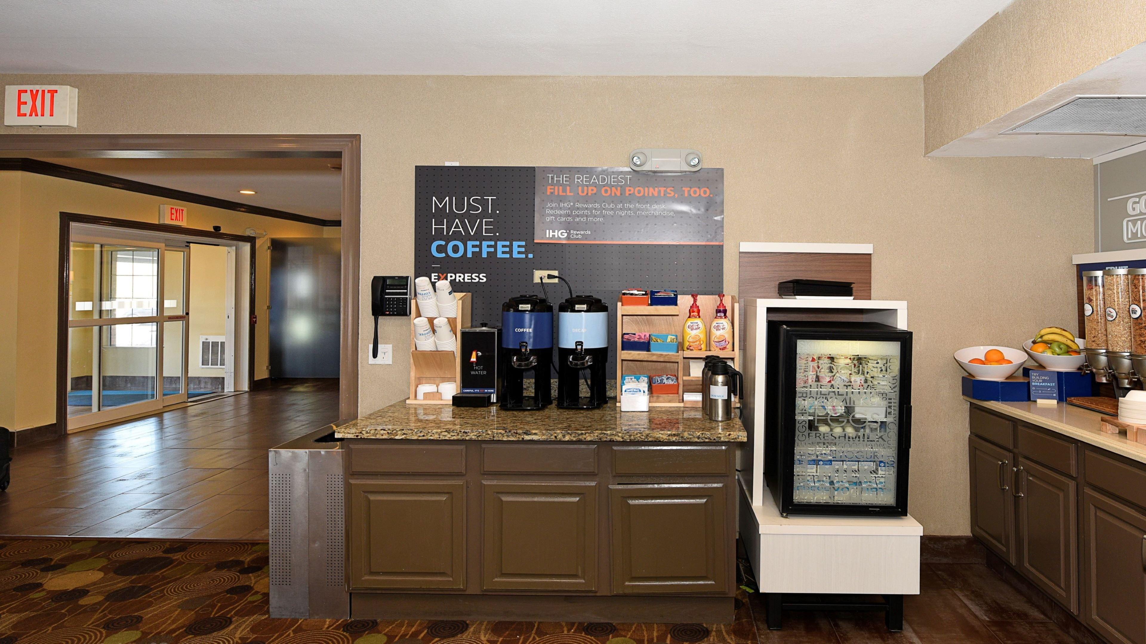 Holiday Inn Express & Suites Chicago-Deerfield Lincolnshire By Ihg Riverwoods Exterior photo